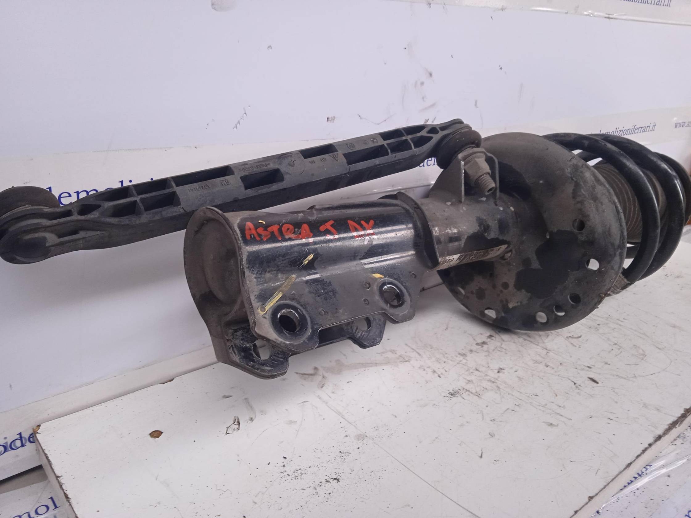 Ammortizzatore ant. dx.